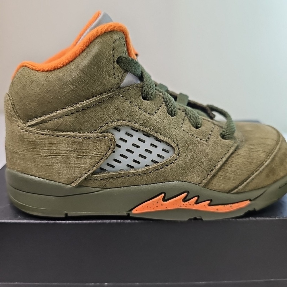8C Toddler Nike Air Jordan 5 Retro "Olive" Army Solar 2024 440890-308 VNDS - Picture 9 of 13